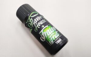 FlavorsHouse DIY Liquid – ELIQUID FRANCE の FraisoFruit が清涼剤たっぷりの外国のグミみたいな味だった話。